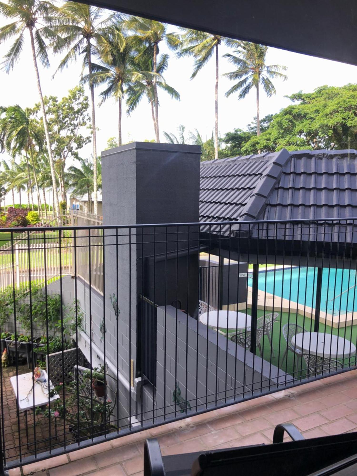 Coral Towers Holiday Suites Cairns Exteriör bild